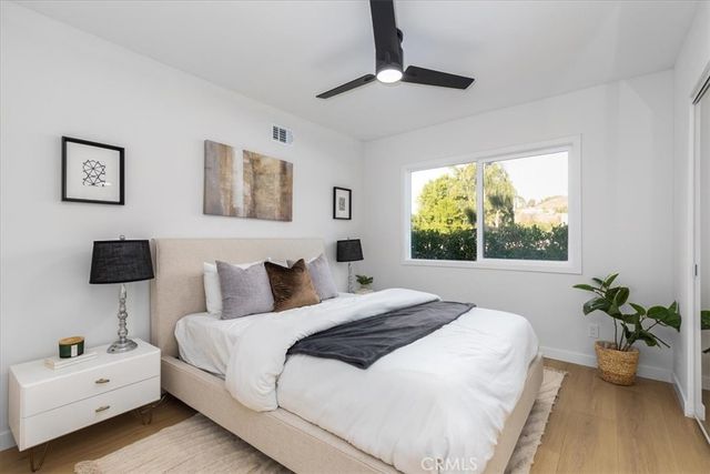 4793 Excelente Drive, Woodland Hills, CA 91364