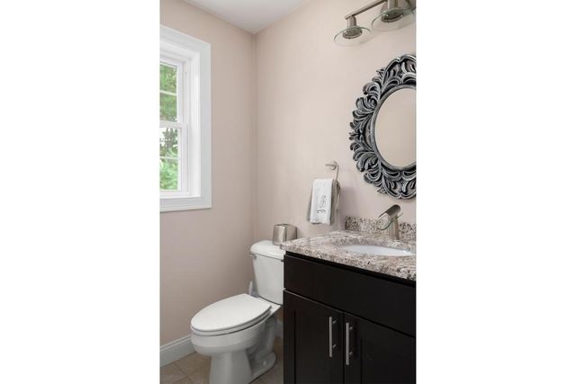 17 Clover Ct., Cumberland, RI 02864