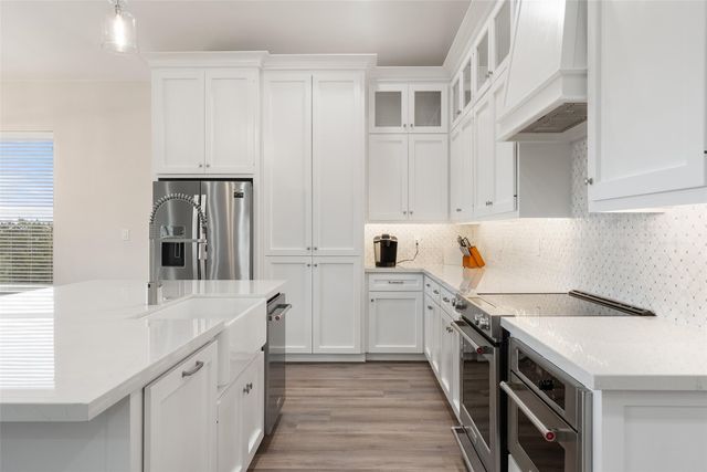 3160 Lakeview DR, Canyon Lake, TX 78133