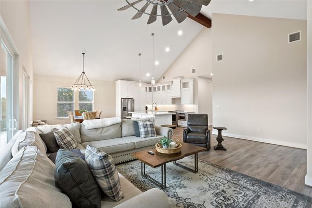 3160 Lakeview DR, Canyon Lake, TX 78133