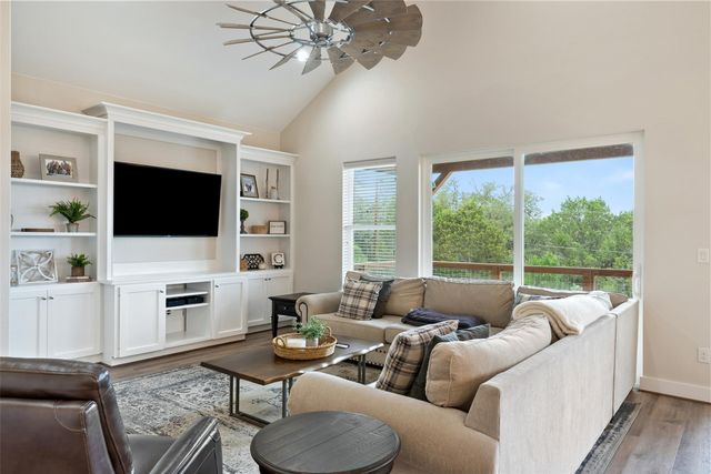 3160 Lakeview DR, Canyon Lake, TX 78133