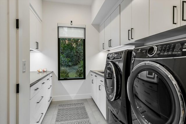 6509 Madrone Tree LN, Austin, TX 78738