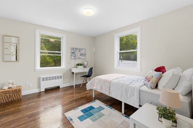 22 Balmoral Ct, Seekonk, MA 02771