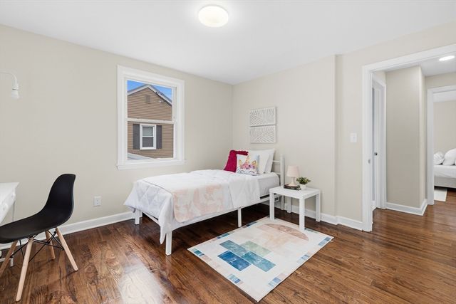 22 Balmoral Ct, Seekonk, MA 02771