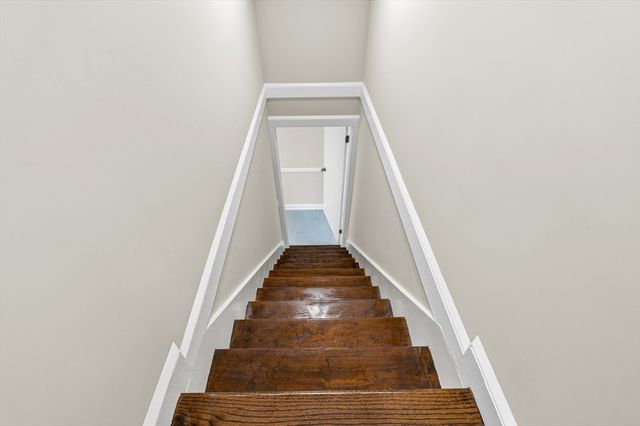 22 Balmoral Ct, Seekonk, MA 02771