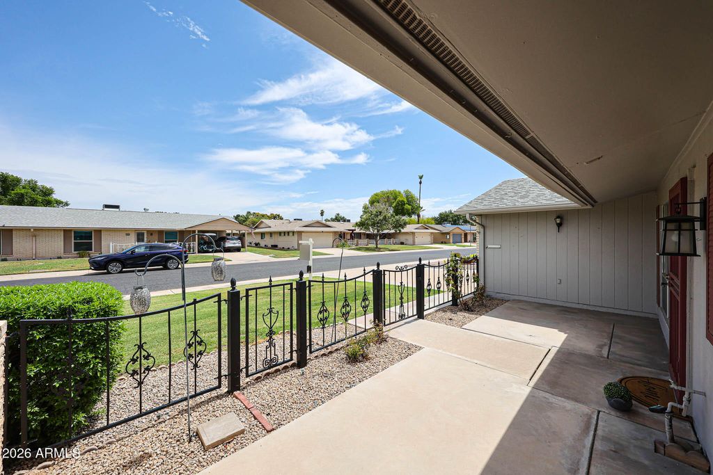 10641 W SARATOGA Circle, Sun City, AZ 85351 — photo 3
