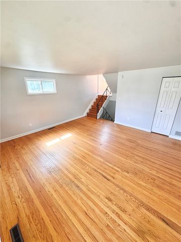 1974 South Idaho Street, Allentown City, PA 18103