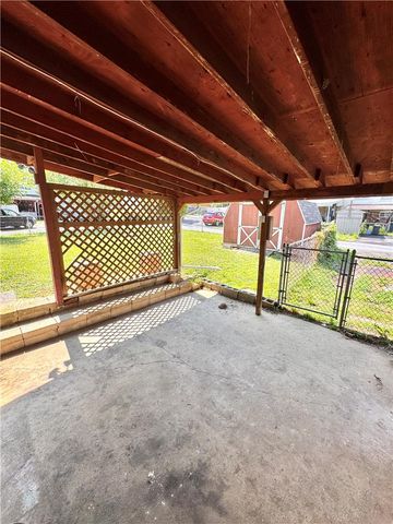 1974 South Idaho Street, Allentown City, PA 18103