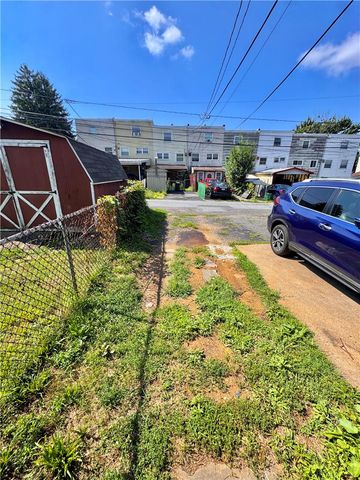 1974 South Idaho Street, Allentown City, PA 18103