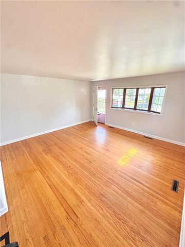1974 South Idaho Street, Allentown City, PA 18103