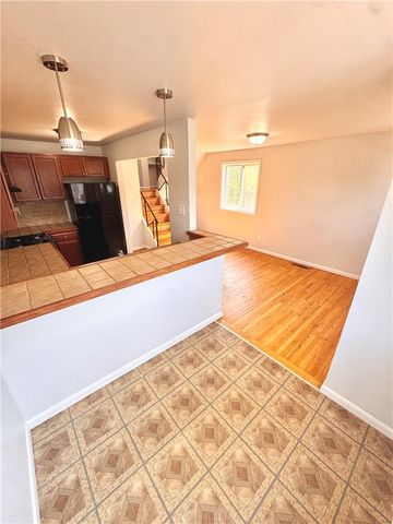 1974 South Idaho Street, Allentown City, PA 18103