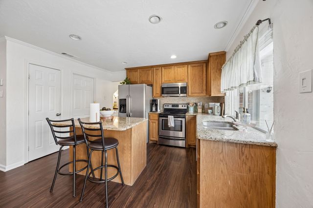 2128 Wheaton Drive, Richardson, TX 75081