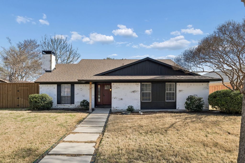 2128 Wheaton Drive, Richardson, TX 75081