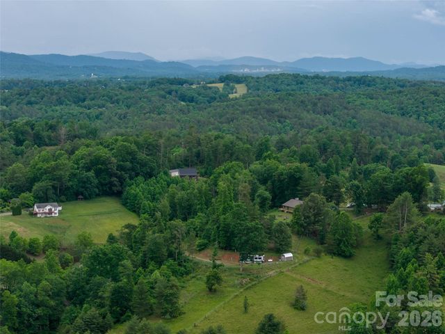 21 Joy Hughes Lane, Leicester, NC 28748
