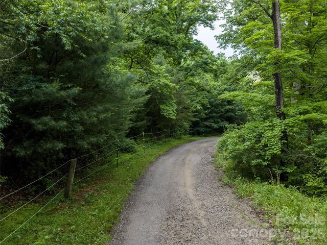 21 Joy Hughes Lane, Leicester, NC 28748