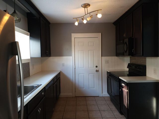 2224 Cumberland Street, Rockford, IL 61103