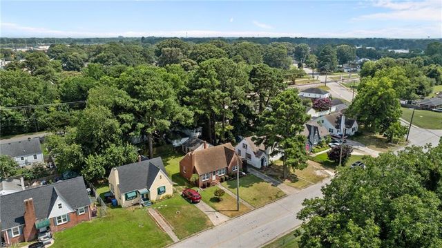 1721 Chesapeake DR, Chesapeake, VA 23324