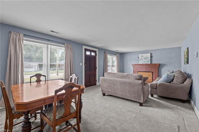 1721 Chesapeake DR, Chesapeake, VA 23324