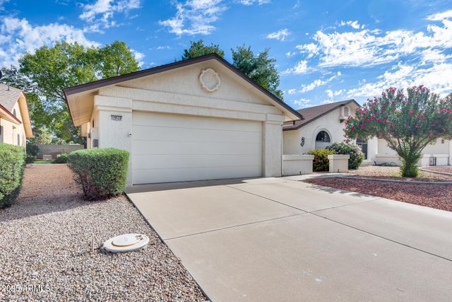 19539 N 141ST Avenue, Sun City West, AZ 85375