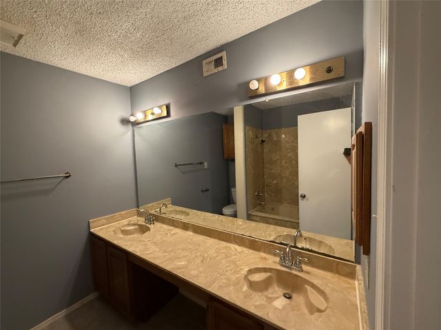 3402 Country Club Drive W 154, Irving, TX 75038