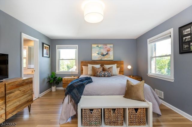 29 Bradford Ave, West Orange Twp., NJ 07052