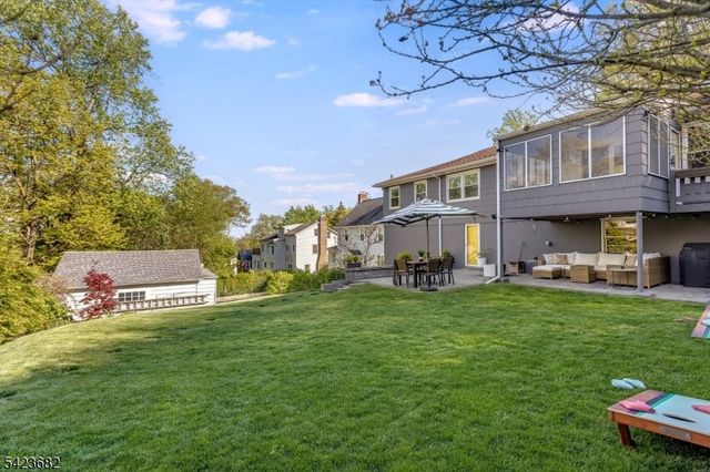 29 Bradford Ave, West Orange Twp., NJ 07052