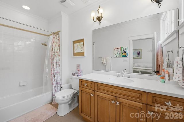 3900 Channel Pointe Lane, Denver, NC 28037