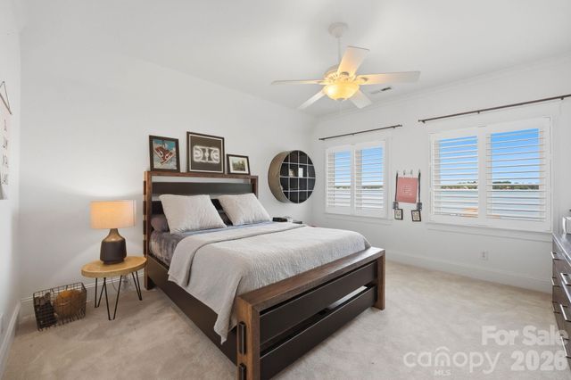 3900 Channel Pointe Lane, Denver, NC 28037