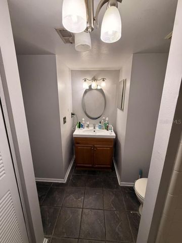 4209 WINDING MOSS TRAIL 201, Tampa, FL 33613