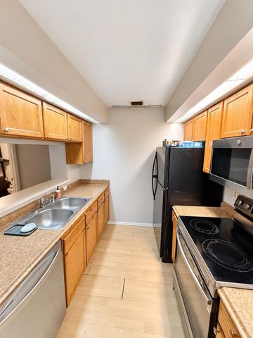 4209 WINDING MOSS TRAIL 201, Tampa, FL 33613