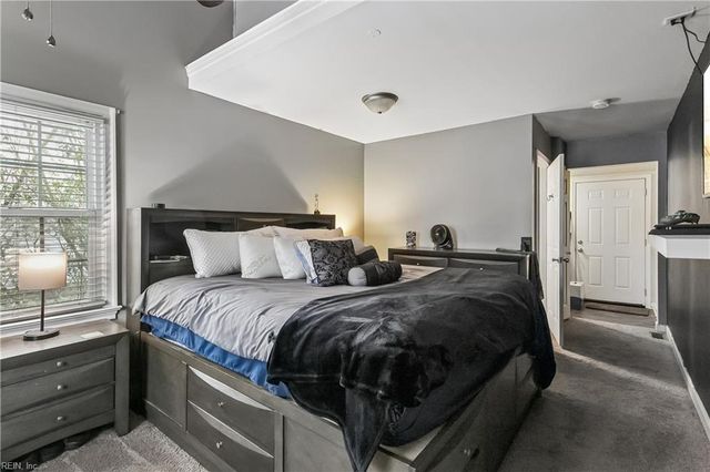 125 Patrician DR, Hampton, VA 23666