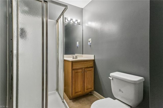 125 Patrician DR, Hampton, VA 23666