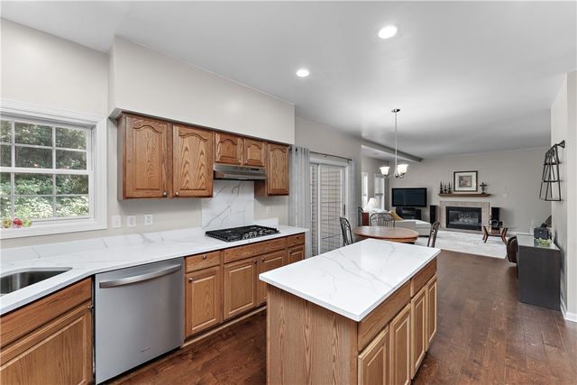 3013 Chessman St, Hampton, PA 15101