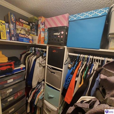 4055 N Long Grove Road, Cecilia, KY 42724