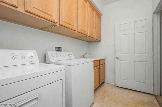 8753 Reef Island Court, Las Vegas, NV 89147