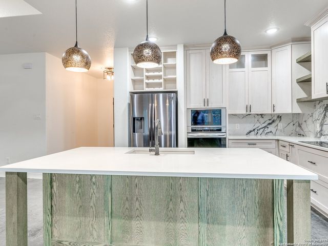 656 FAWN DR, Spring Branch, TX 78070