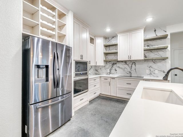 656 FAWN DR, Spring Branch, TX 78070