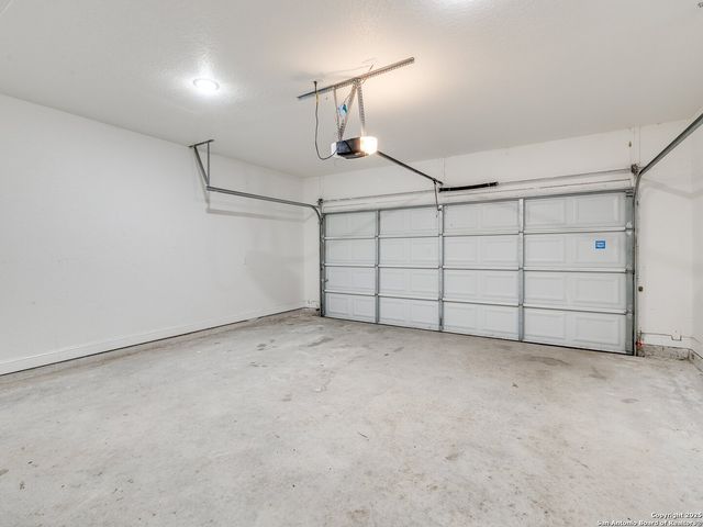 656 FAWN DR, Spring Branch, TX 78070