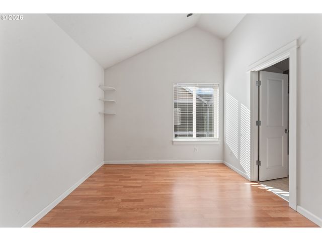 16056 Sw GAGE Ln, Beaverton, OR 97006