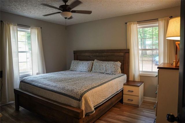 11 Mountainside Drive E, Dawsonville, GA 30534