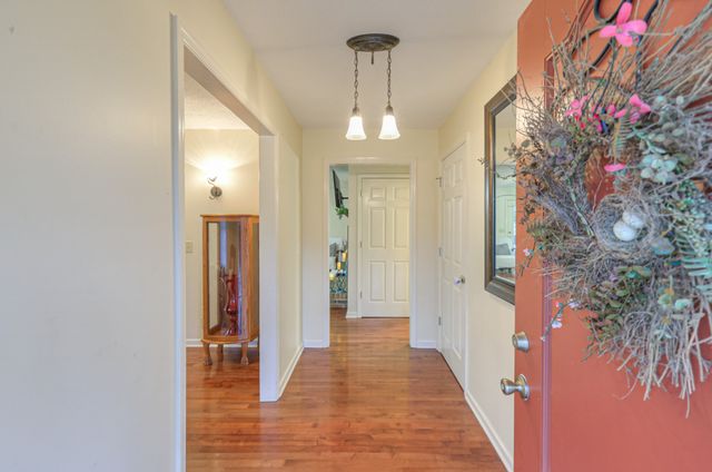 217 Amanda Dr, Bell Buckle, TN 37020