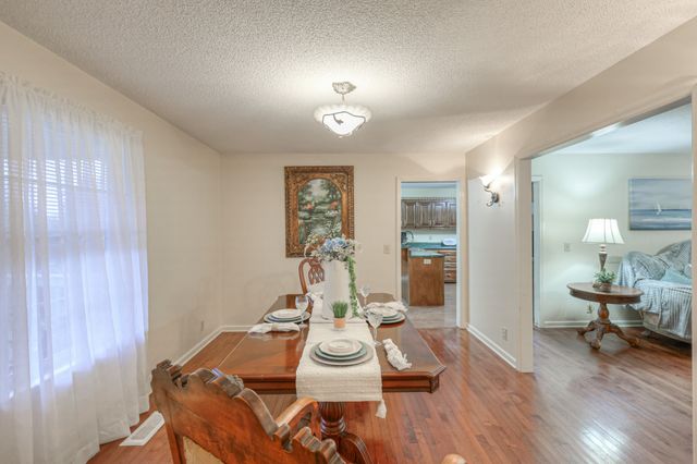 217 Amanda Dr, Bell Buckle, TN 37020