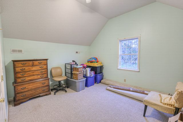 217 Amanda Dr, Bell Buckle, TN 37020