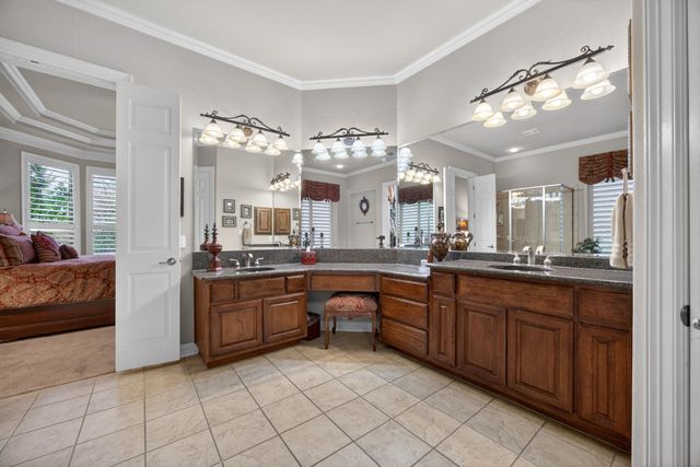 10500 Avery Club DR 10, Austin, TX 78717