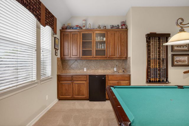10500 Avery Club DR 10, Austin, TX 78717