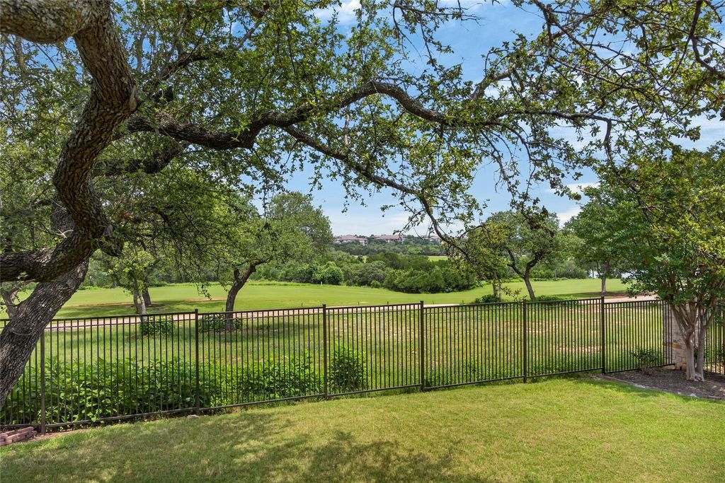 10500 Avery Club DR 10, Austin, TX 78717