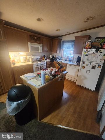 305 TEXAS AVE, Williamstown, NJ 08094