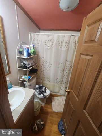 305 TEXAS AVE, Williamstown, NJ 08094