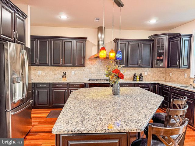 23612 RICHLAND GROVE DR, Brambleton, VA 20148