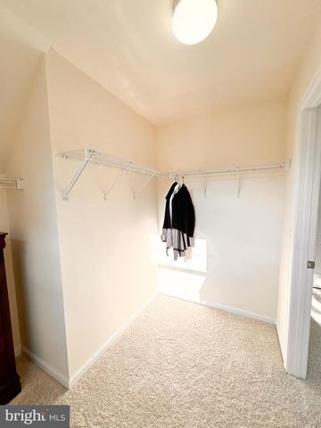23612 RICHLAND GROVE DR, Brambleton, VA 20148